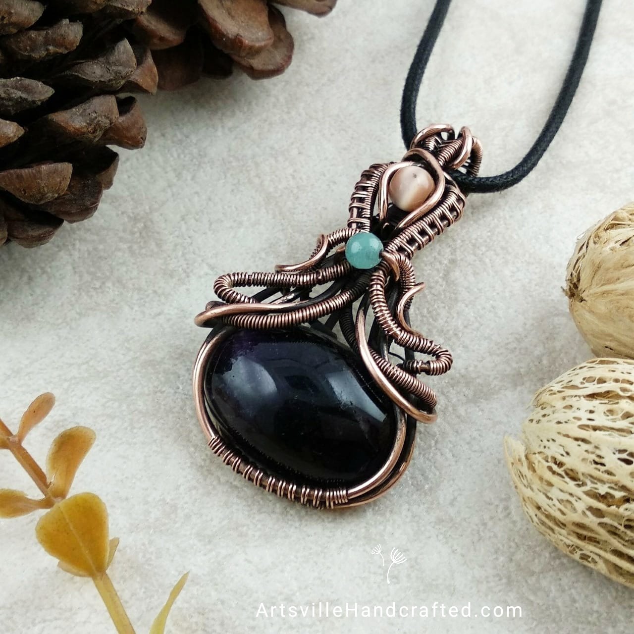 Step-by-step PDF tutorial for making a wire wrap pendant jewelry by artsvillehandcrafted